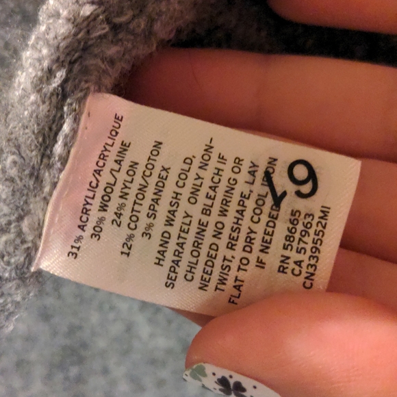 Cozy zip up sweater - Picture 7 of 7